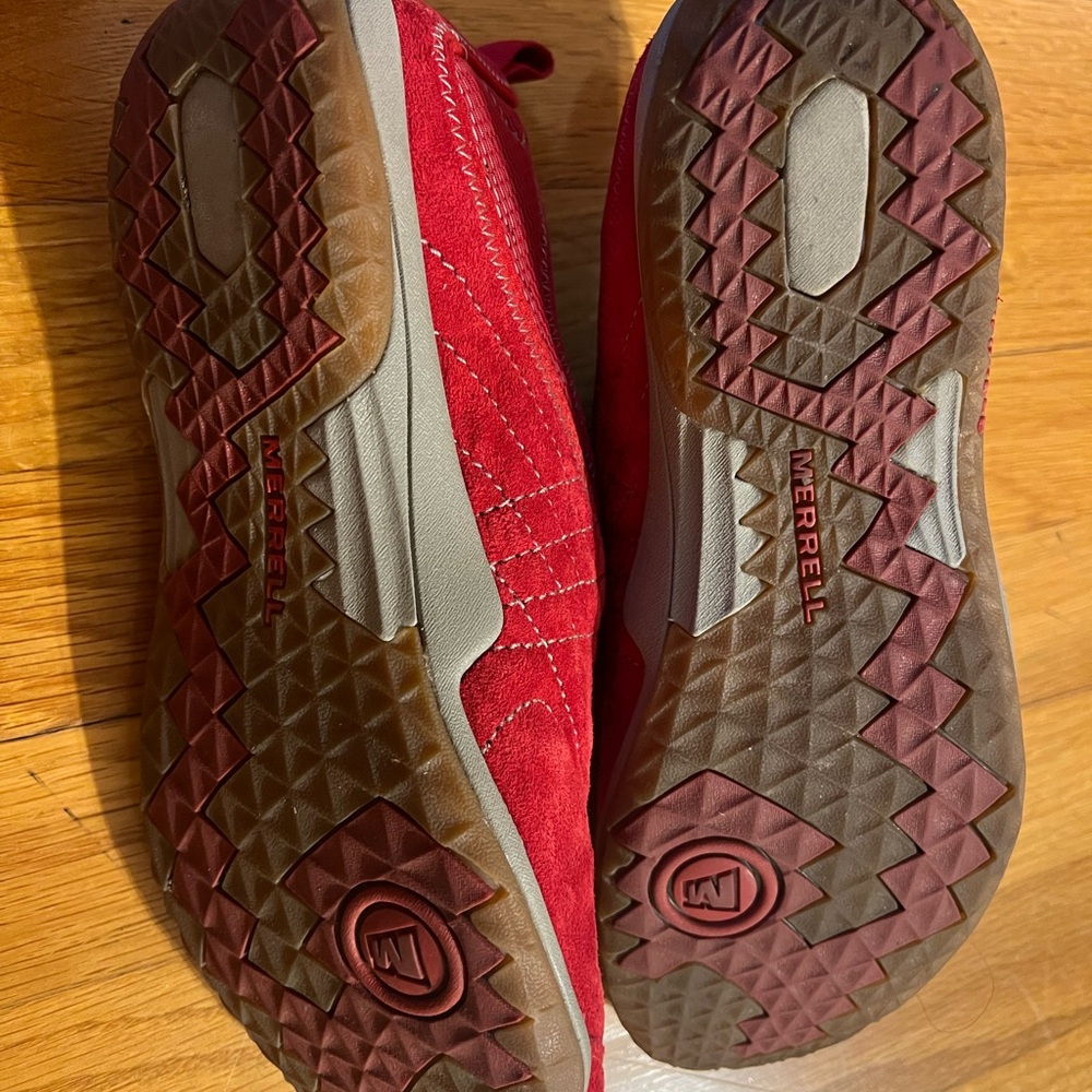 Merrell Red Athletic Shoes - Picture 3 of 3